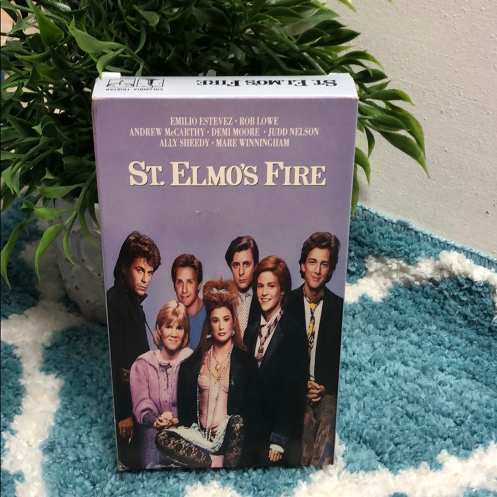 ST. Elmo’s fire VHS Demi Moore rob Lowe